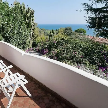 La Bougainville Villa